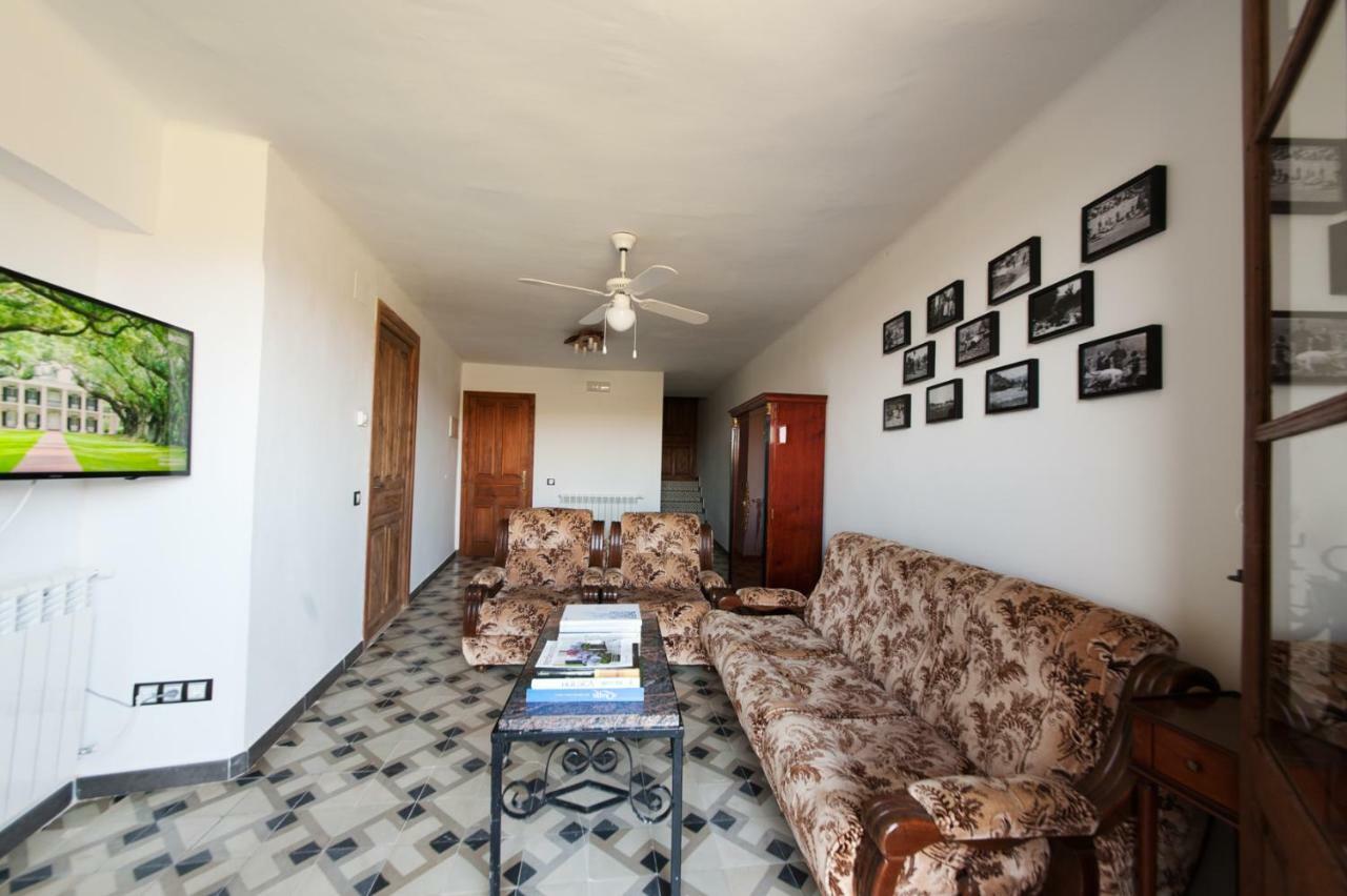 Casa Dominica Guest House Graus Exterior photo